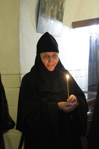 Панихида в Новоспасском монастыре у гробницы монахини Дос